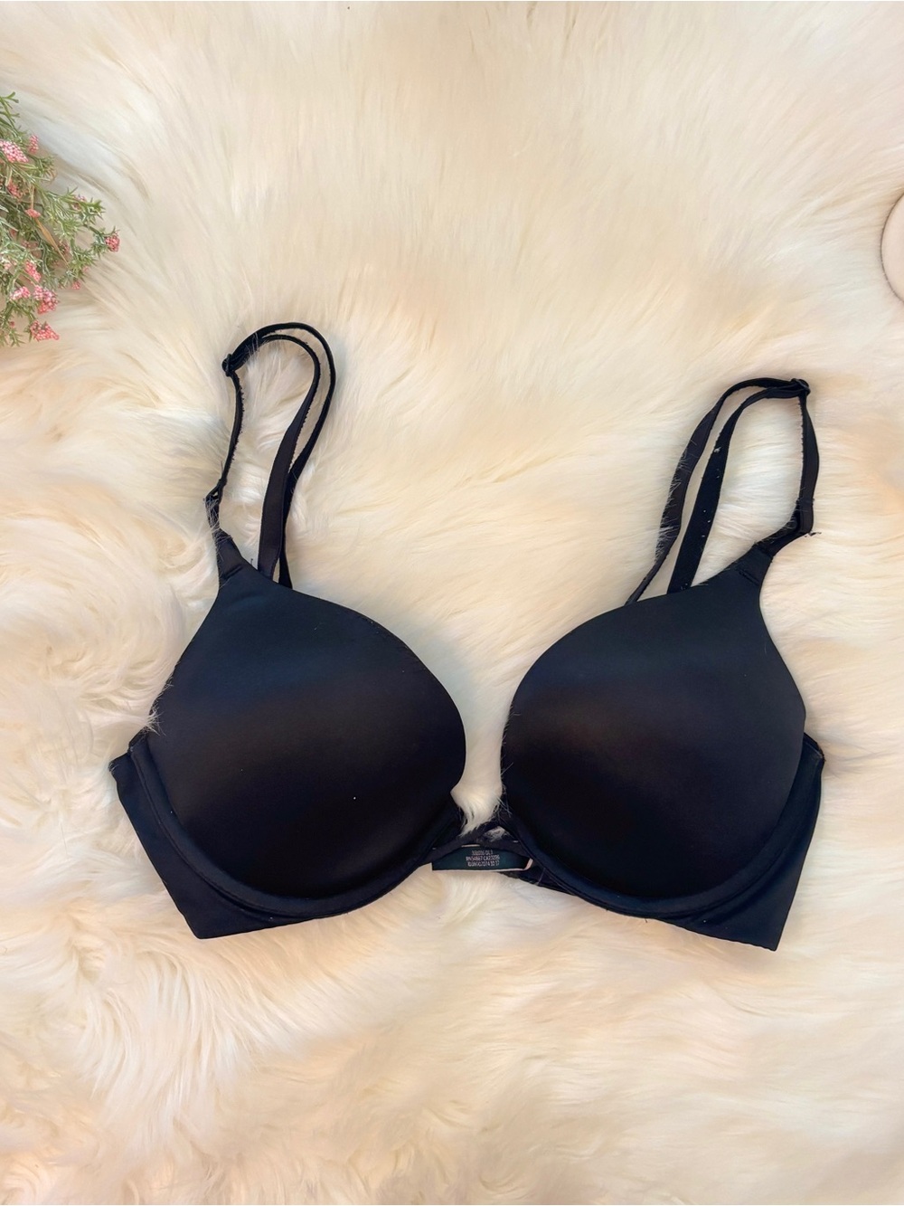 Victoria’s Secret Bombshell Plunge Bra